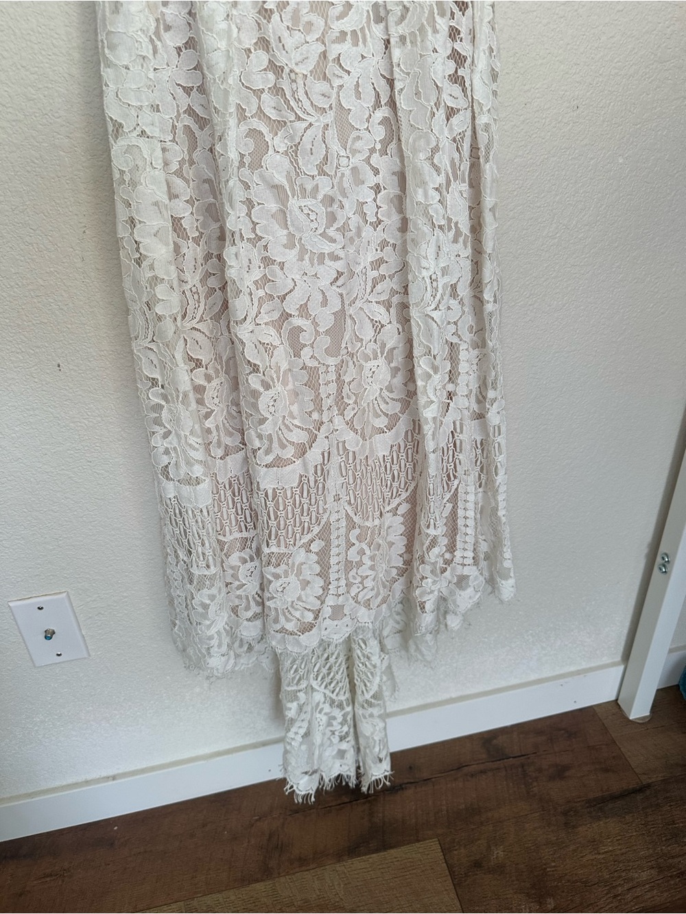 Lulus Flynn White Lace Maxi Dress Bridal Wedding Formal Size Small EUC - Picture 5 of 12